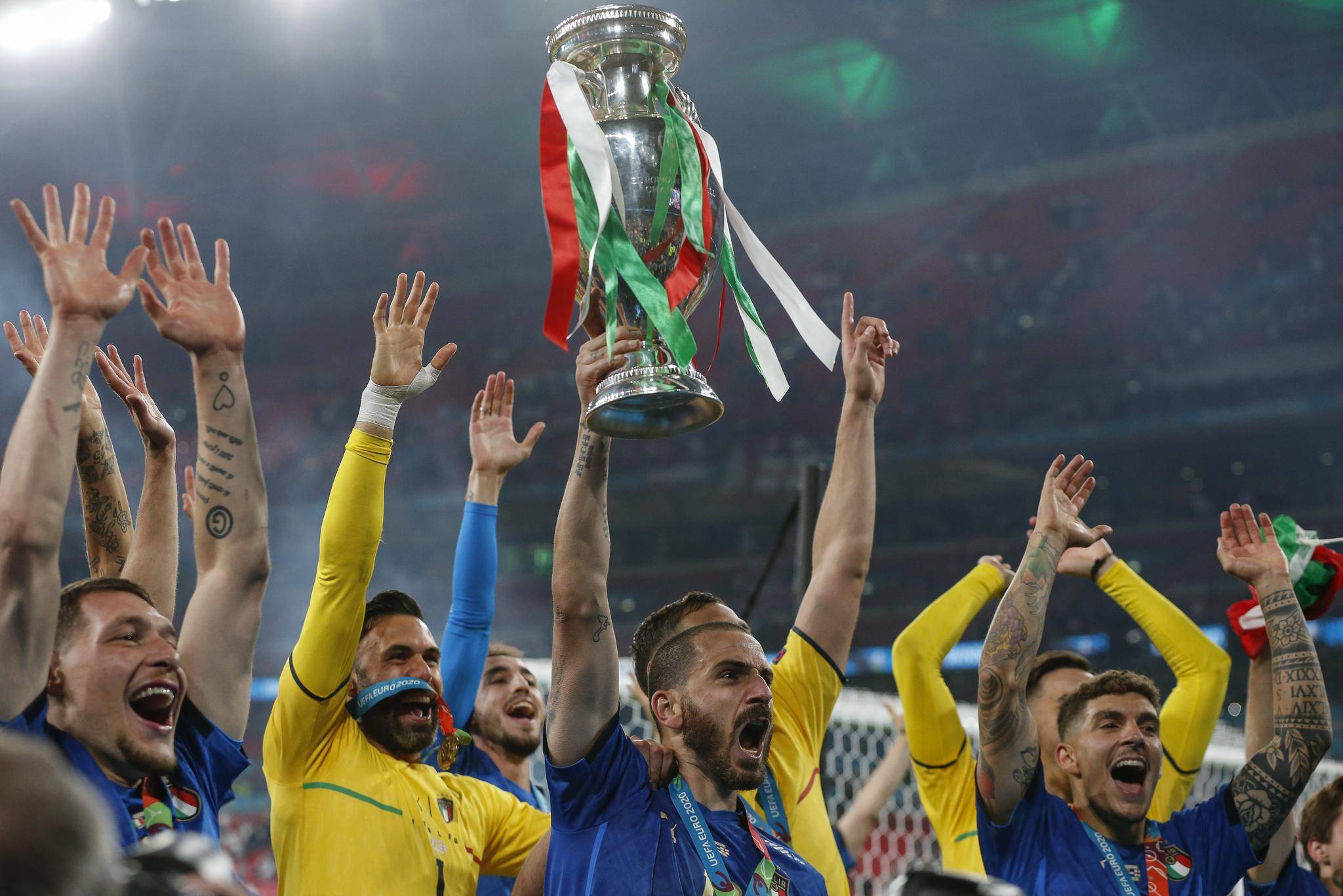 欧洲杯比分_「大象比分」2024欧洲杯冠军展望：四支球队谁将问鼎欧洲杯比分？