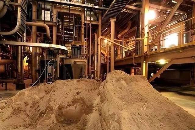 怎么申请皇冠信用网代理_特朗普射出的子弹怎么申请皇冠信用网代理，正中马斯克眉心，想生产机器人，得向中国求情