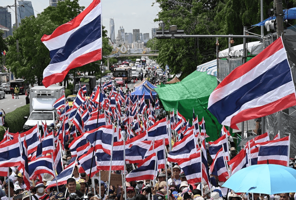 皇冠信用网要押金吗	_总理府被包围皇冠信用网要押金吗	，佩通坦拒绝辞职，军方态度坚决，中方已提前交底