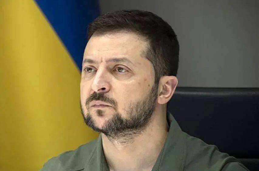 皇冠信用网出租
_泽连斯基府邸被包围皇冠信用网出租
,俄乌打了3年,乌克兰人现在才明白:最大的敌人不是俄罗斯,也不是美国