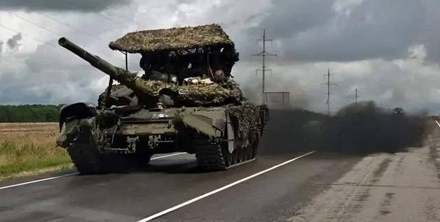 hga030皇冠安卓手机版_血战500天后hga030皇冠安卓手机版，乌东重镇升起俄罗斯国旗：北约32国只剩一个选择