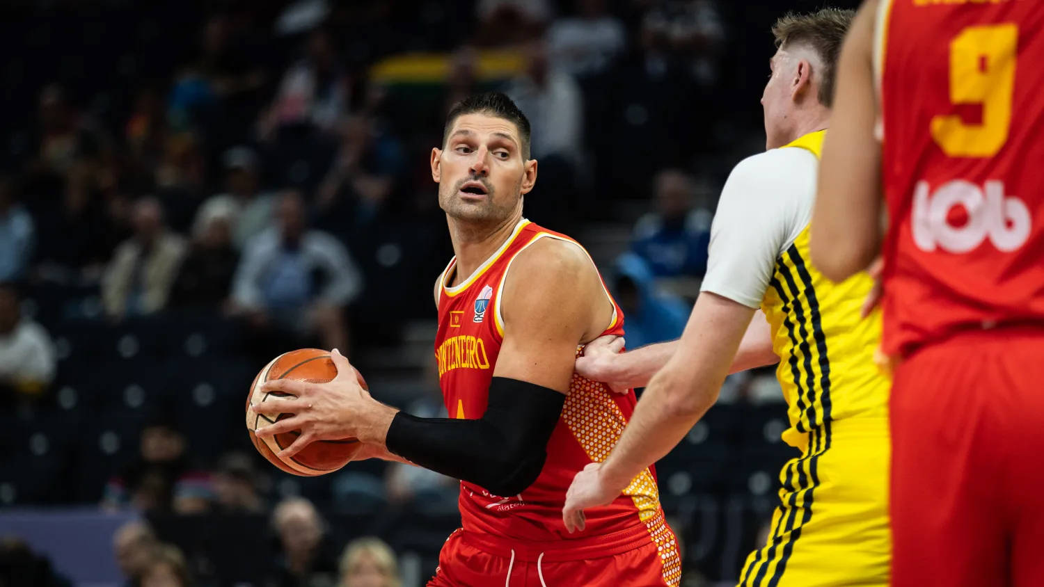 皇冠信用网出租代理_欧洲杯综述：德国狂胜英国63分 申京连续三场20+5+5