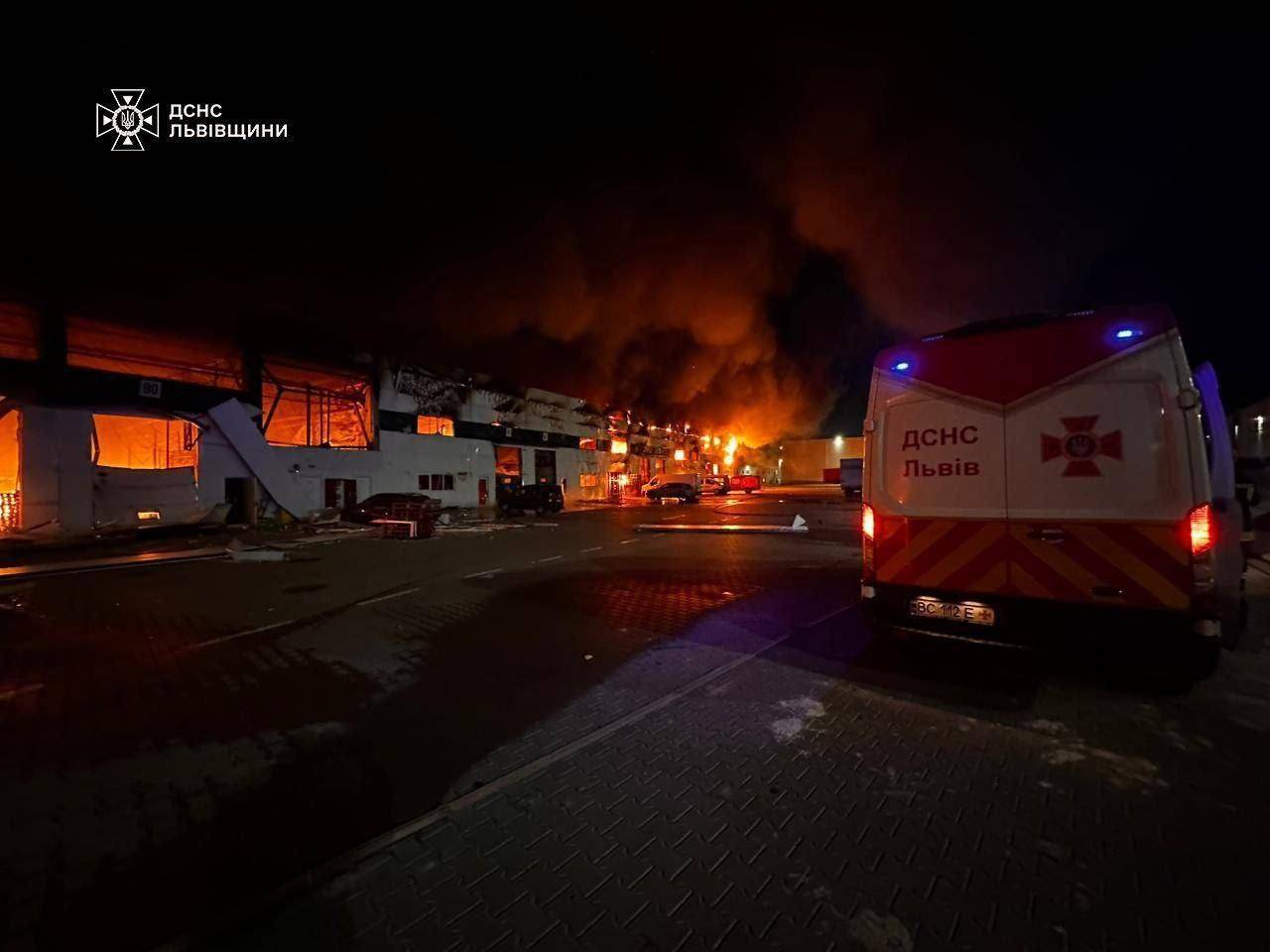 信用盘如何申请_打掉牙往肚子里吞！俄军大轰炸信用盘如何申请，美国强令投降，泽连斯基仍在嘴硬