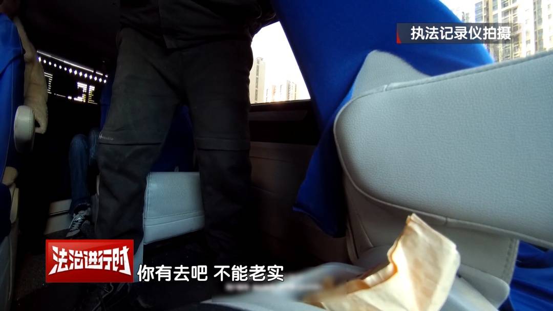 皇冠信用网代理_北京警方刑拘4人：父亲带着儿子和女儿“扫楼式盗窃快递”