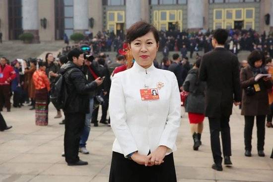 如何代理皇冠信用网_正部级美女大员被查！千万华服堆满多套住宅如何代理皇冠信用网，化妆团队提前数小时待命~